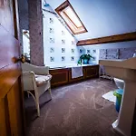 Woodside Villa Whitby