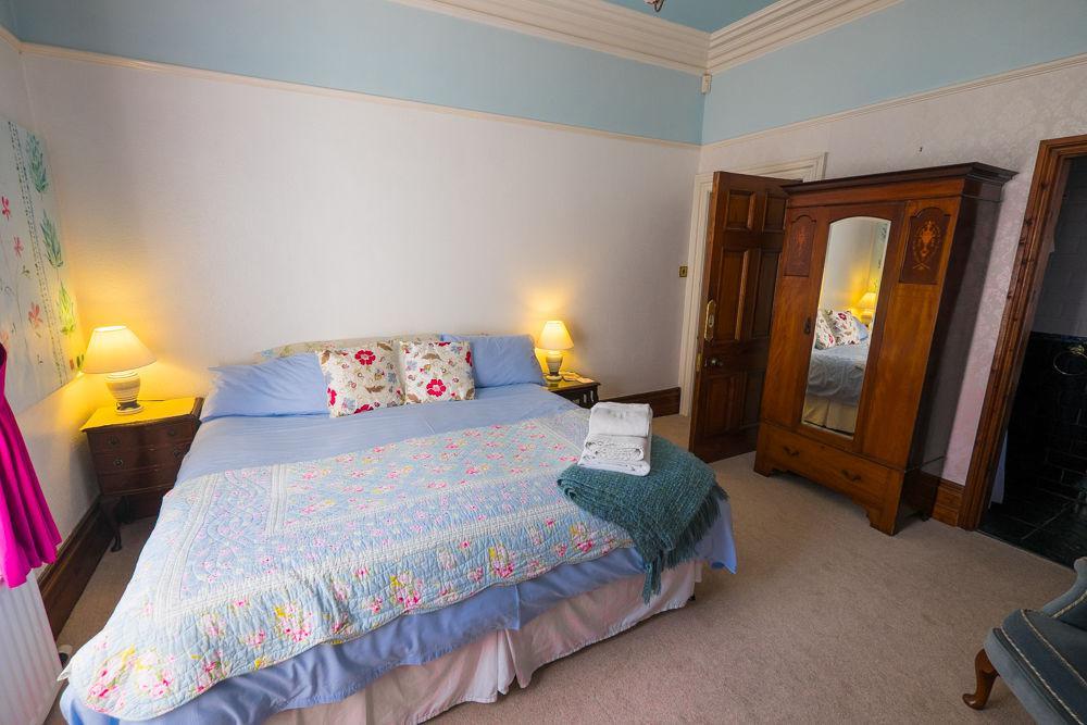 Woodside Hotel 3*